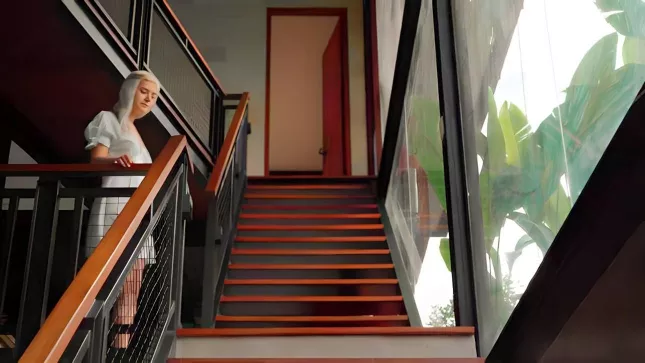 Eva Elfie Pleases The Gardener And The Pool Cleaner