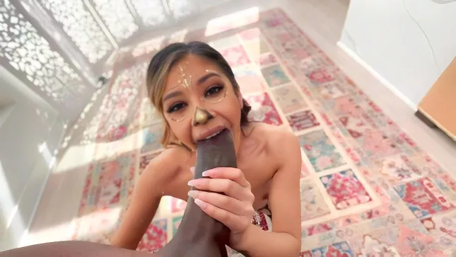 Decorated Babe Xxlayna Marie Fucks With A Black Big Guy