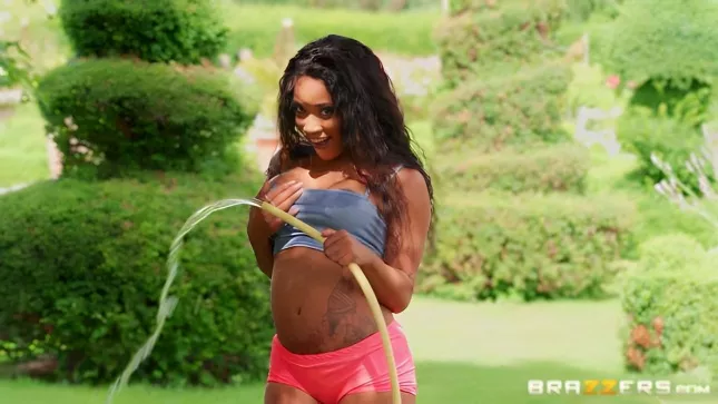 A Married Black Woman Cheats With A Gardener