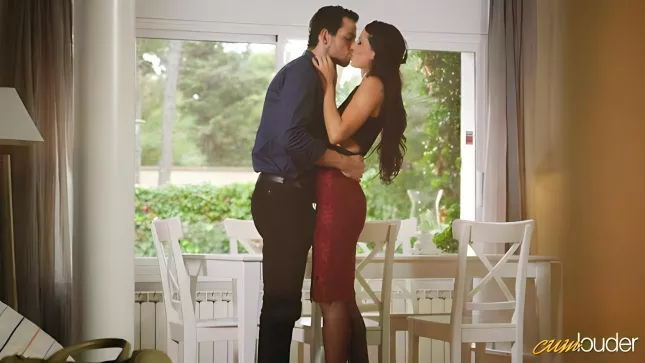 Brunette Spreads Her Legs In Front Of A Rich Man