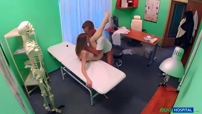 The Thin Woman Took Off Her Clothes And Gave Herself To The Doctor