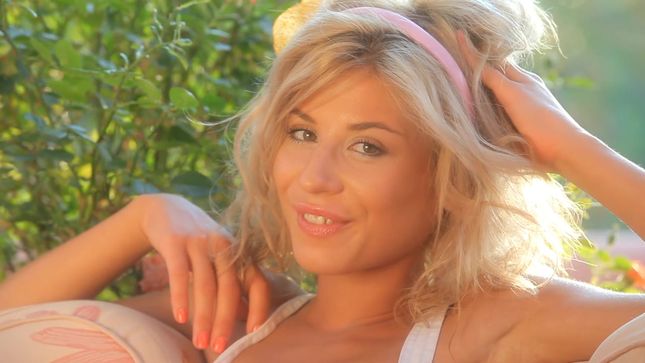 Blonde After Blowjob And Masturbation Straddled A Thick Cock