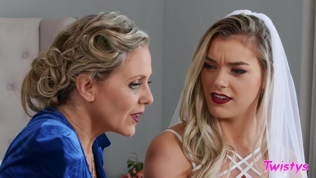 The Bride On The Wedding Day Licks The Sweet Pussy Of A MILF